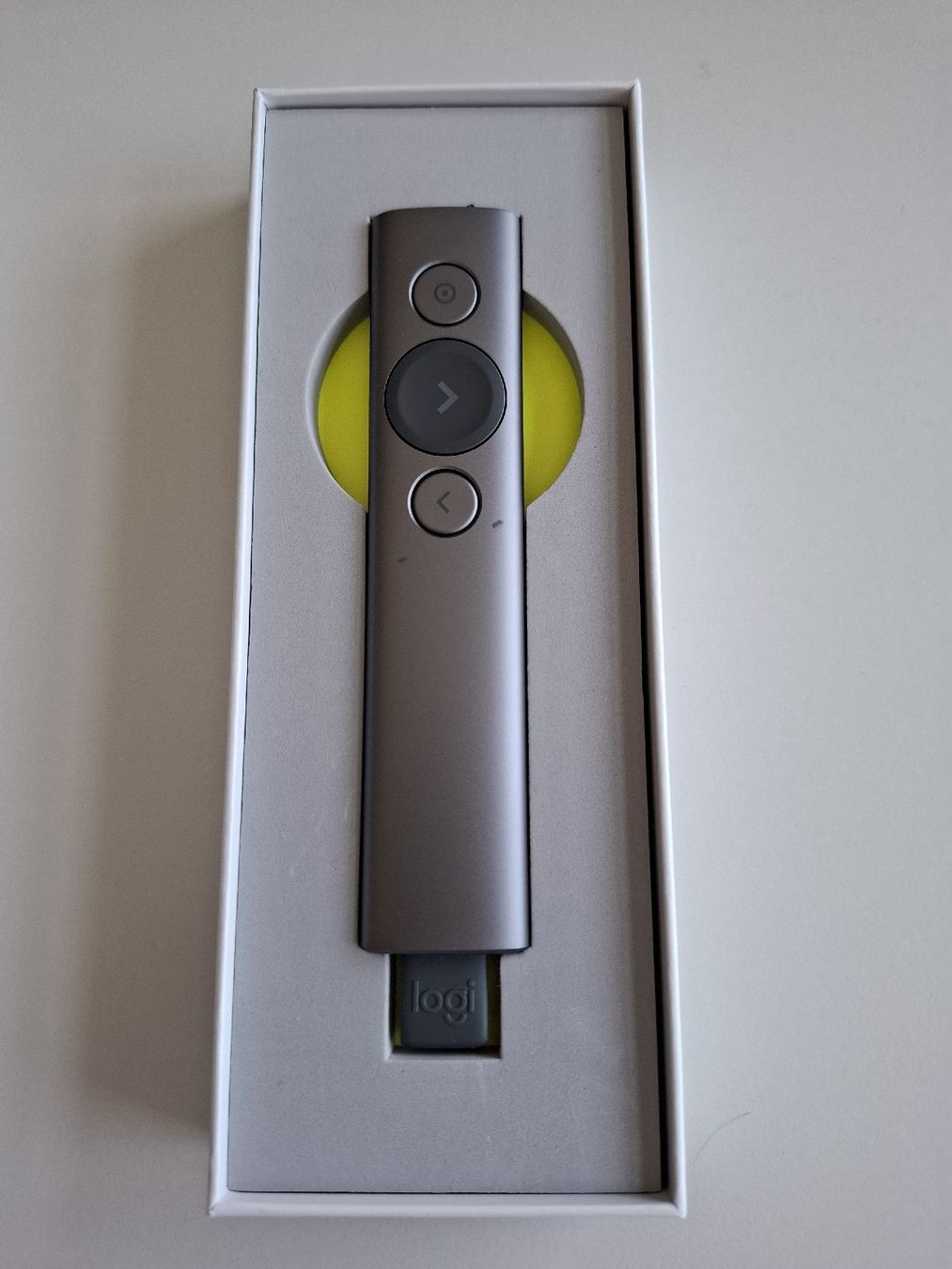 Logitech Telecomandi: Logitech Spotlight Presentation Remote - Wie neu! – Nuovo (secondo la descrizione) da Frick venduto da Drogba_15 2