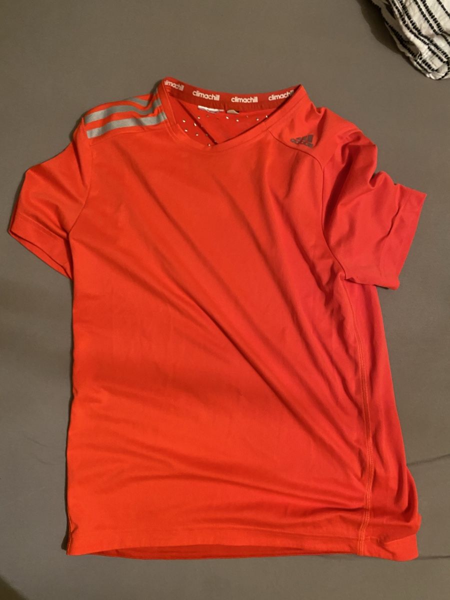 Adidas T-shirt: Adidas ClimaChill Shirt, M – Usato da Zürich venduto da yae56
