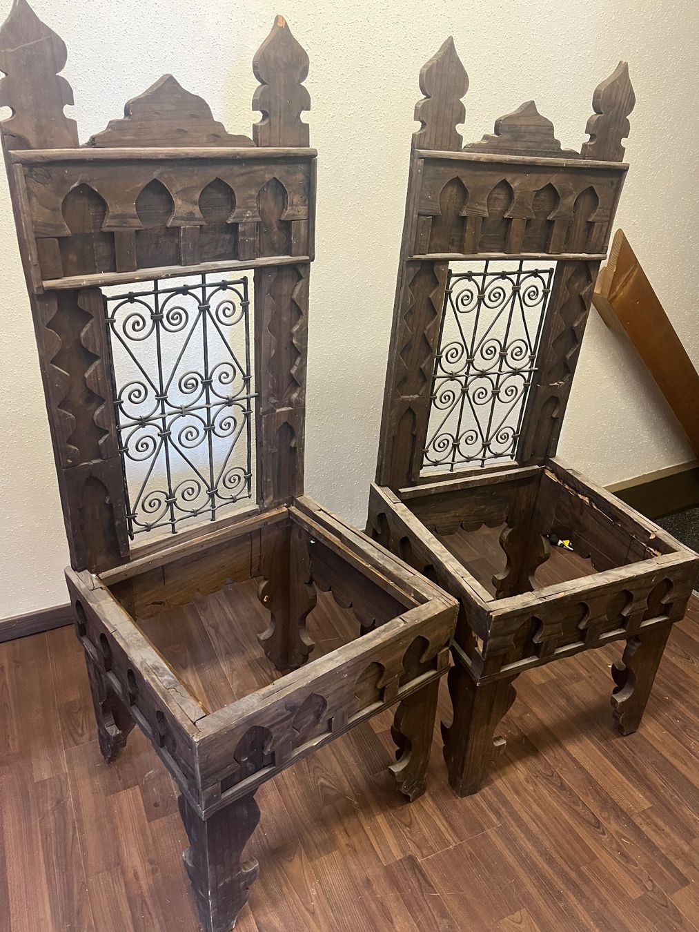 Fauteuils: Thron 2 Stück – D'occasion à Weisslingen par Eniclote 1