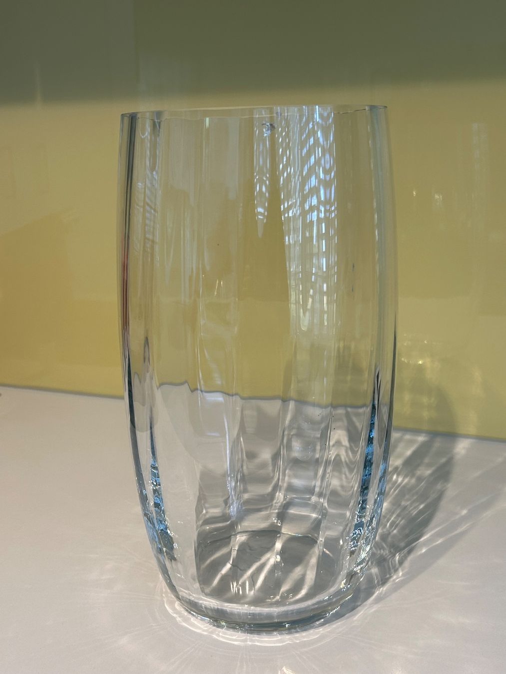 Vasen & Gefässe: Grosse Blumenvase aus Glas transparent – Neu (gemäss Beschreibung) aus Zürich von Evo-9