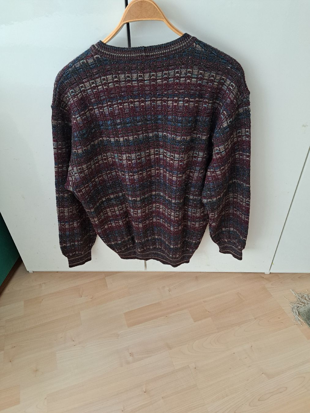Missoni Pullover & Sweatshirts: Pullover Missoni Sport patterned multicolor size XL used – Gebraucht aus Oberaegeri von handd