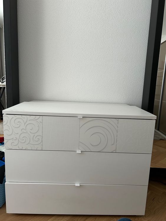 Weiße Kommode (mit der Option eines Wickeltisches) Kaufen auf Ricardo