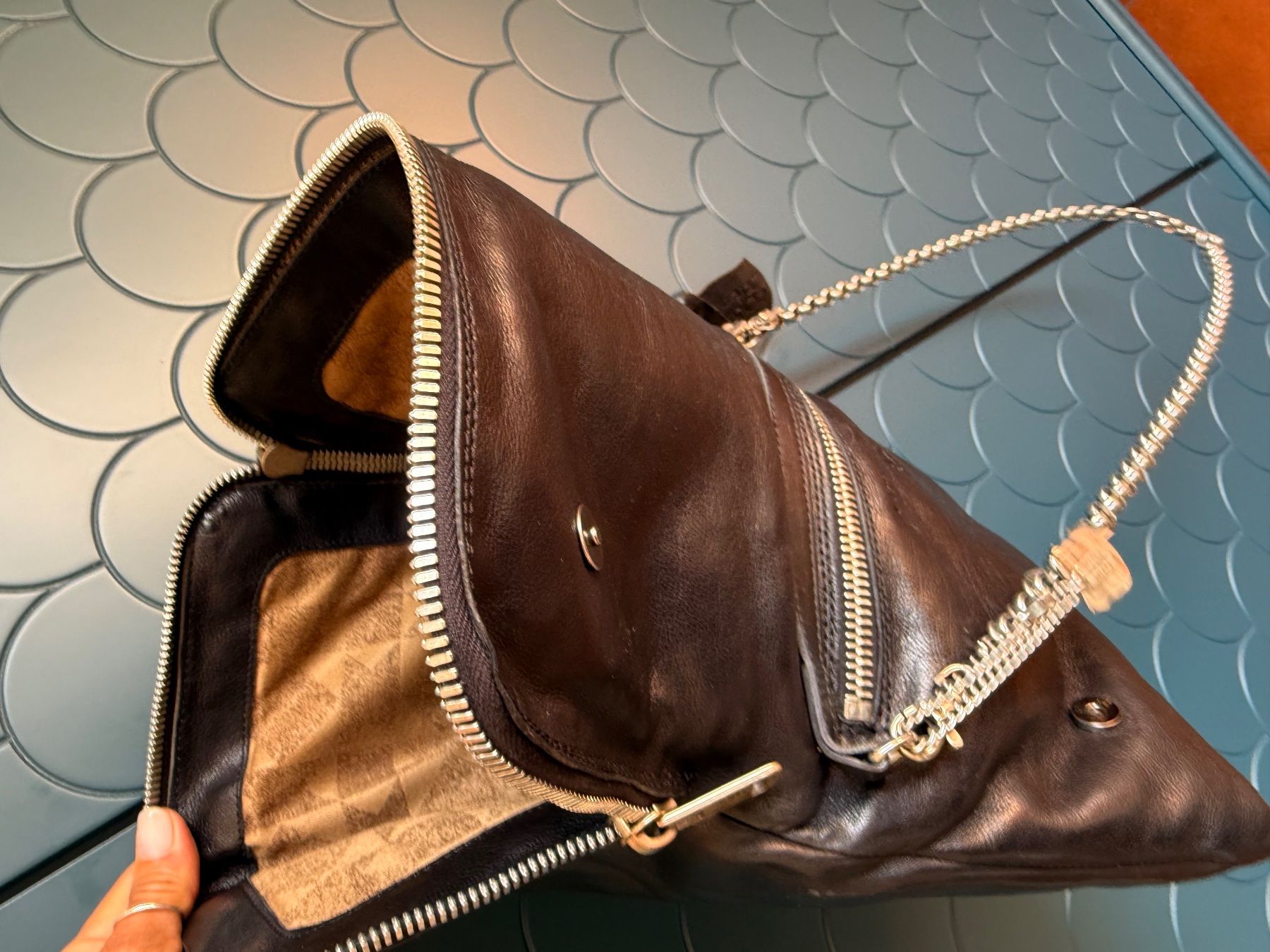 As98 Borse da donna: Borsa a tracolla AS98 in pelle nera – Nuovo (secondo la descrizione) da Bellinzona venduto da bul_mvy5 9
