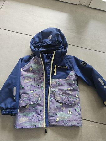 Tolle Trevolution Kinder Jacke, Grösse 98, neuwertig
