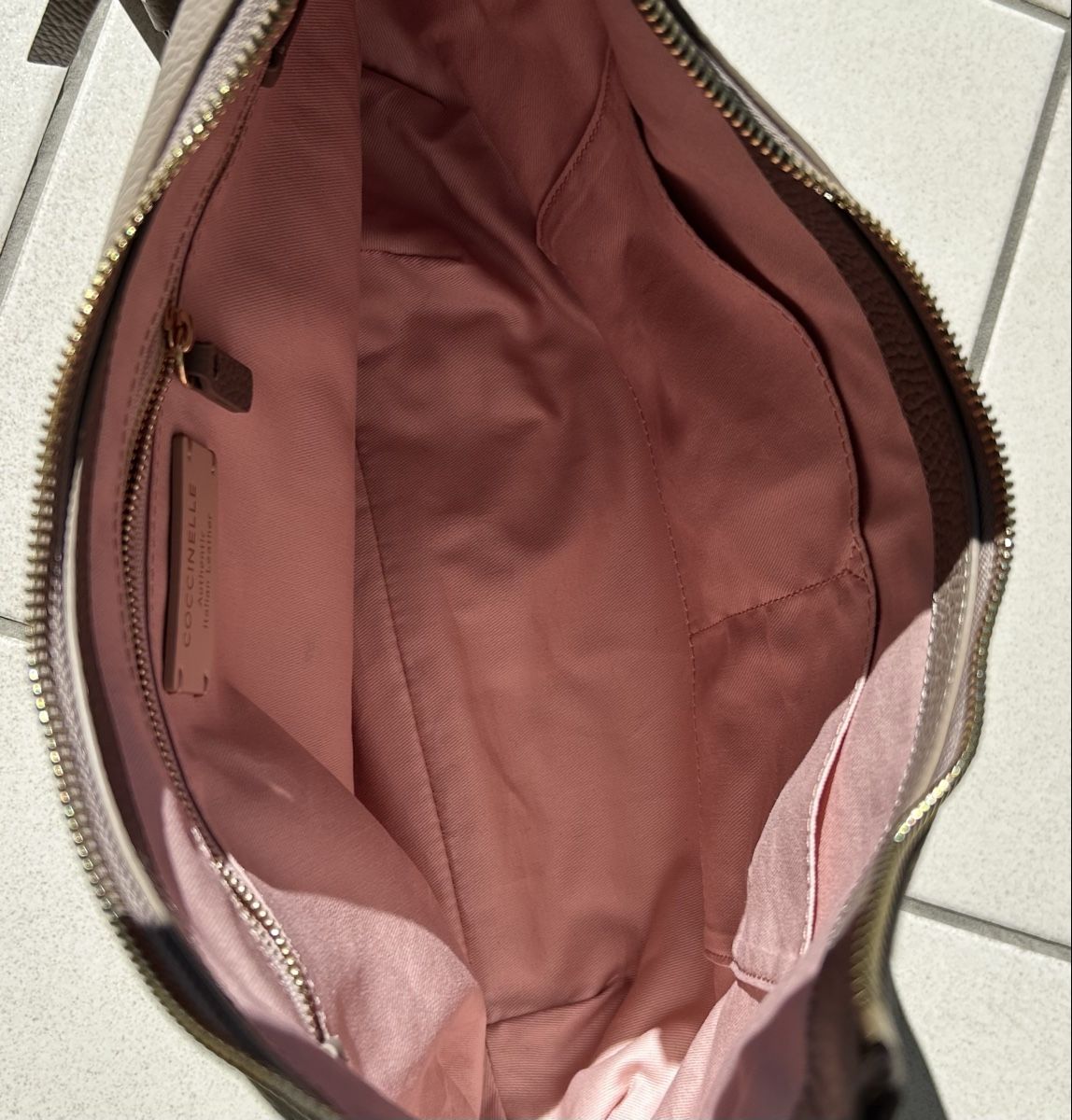 Coccinelle Sacs femmes: Tasche – Neuf (Voir description) à Hünenberg See par Fichten 4