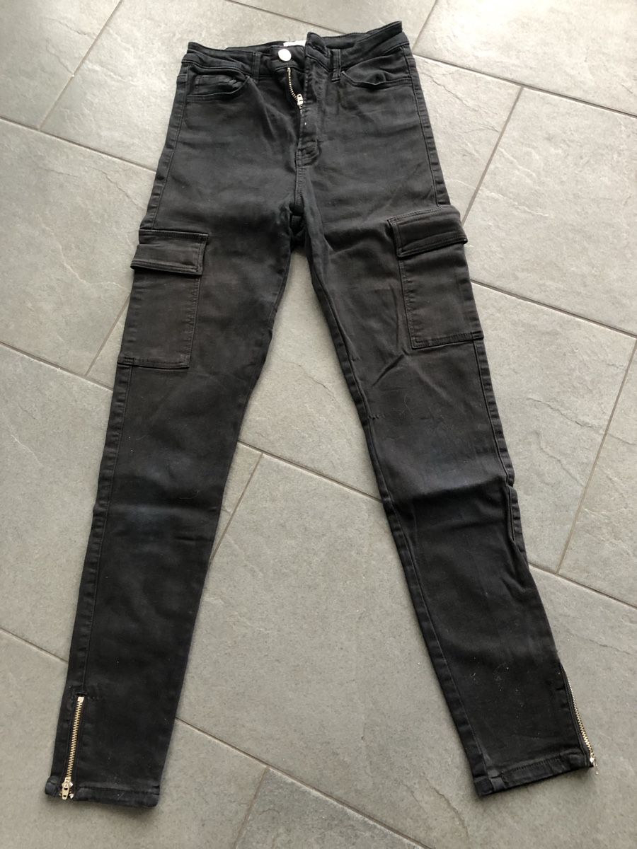 Lotti & Set di vestiti: Jeans Gr.36 – Usato da Gwatt (Thun) venduto da pachdele 1