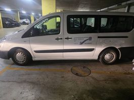  Top Fahrzeug mit Rollstuhlumbau
