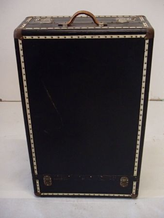 schwarzer Ueberseekoffer 4 Kleiderbügel und Schuhfach