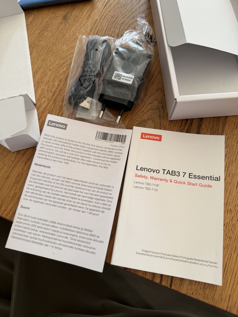 Lenovo Tablet PC: Lenovo Tab3 7‘‘ – Nuovo e nell'imballaggio originale da Winterthur venduto da Gluecksli 1