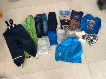 Kleiderpaket Junge Grösse 98