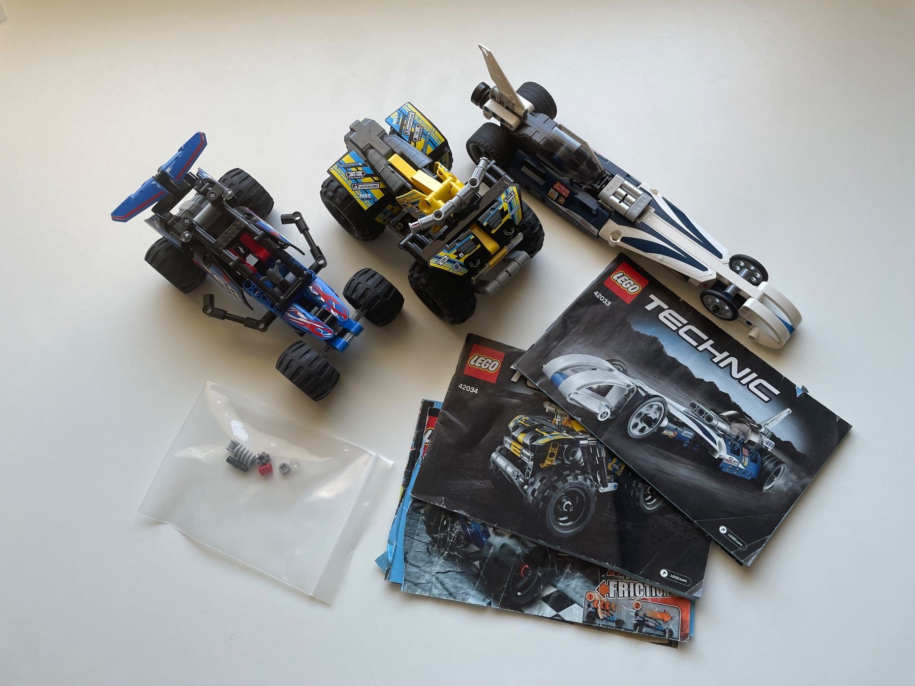 Lego Jeux de construction: Lego Techni Pullback - 42033 + 42034 + 42010 – D'occasion à Walenstadt par GreenGoblin
