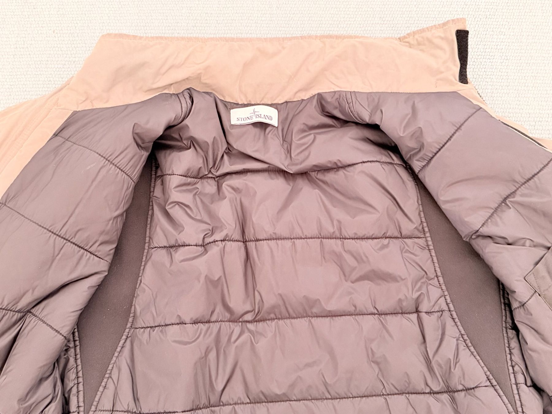Stone Island Jacken: Stone Island Field Jacket Micro Twill – Gebraucht aus Zürich von rovelo 8