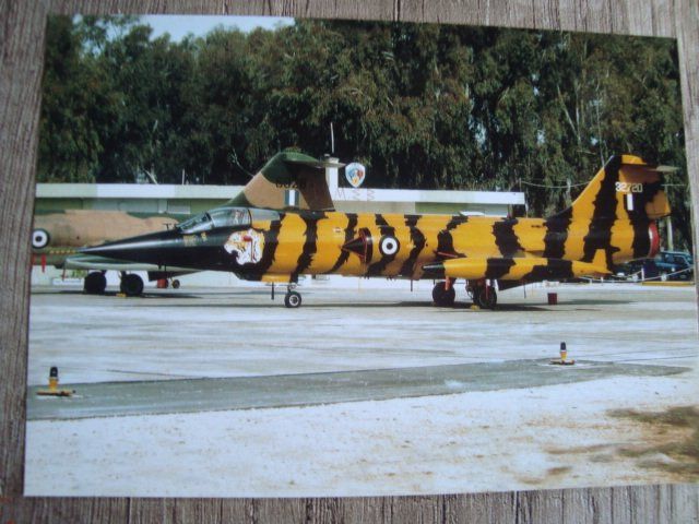 Cartes postales: Hellenic Air Force F-104G 32720 – Neuf avec emballage d'origine à Thun par Abigboss