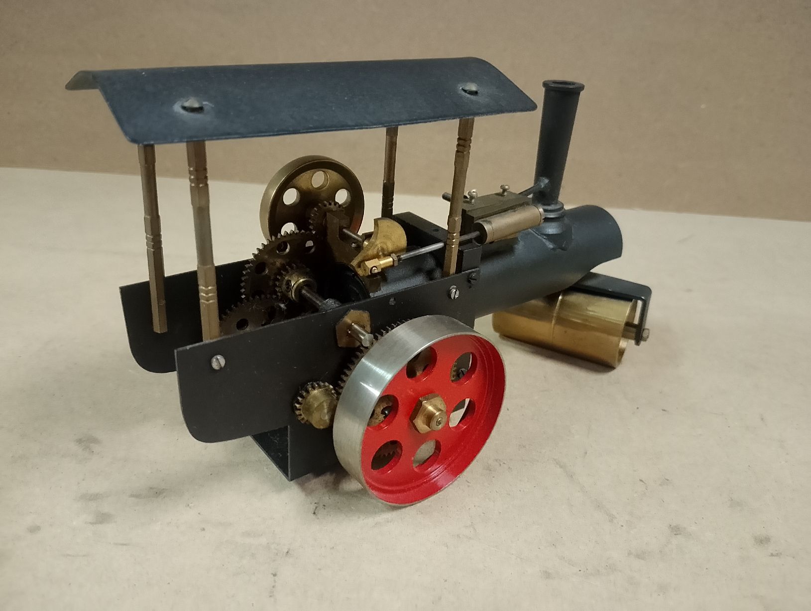 Kits de montage: Dampfwalze vermutlich Eigenbau / Dampfmaschine – D'occasion à Safenwil par dodgewc12 3