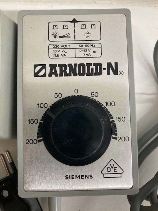 Arnold Modellini di ferrovie: 3er Set Arnold Transformator 7093, 7096, 4AA3108, – Usato da Büsserach venduto da ModellbahnDepot 3