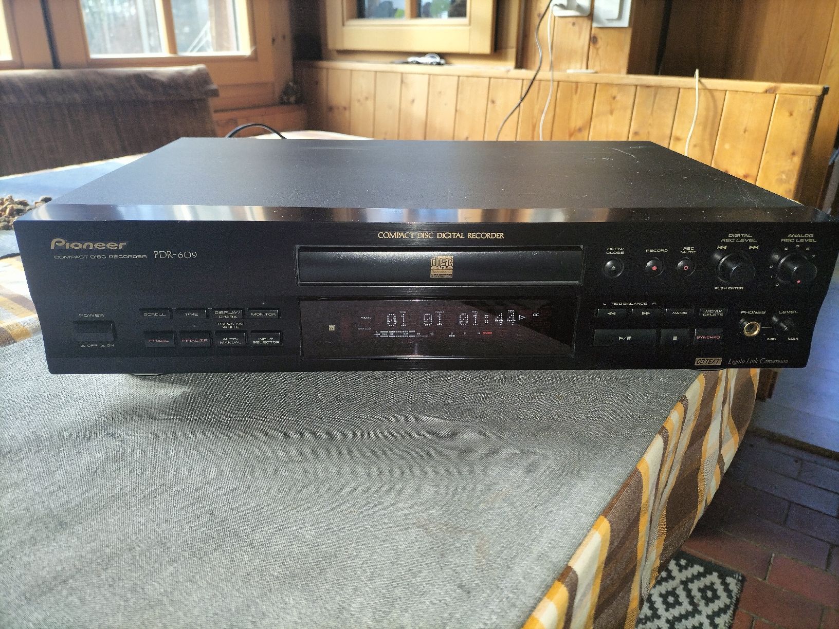 Pioneer Registratori: CD-RECORDER PIONEER PDR -609+ FB, +BA – Usato da Lamboing venduto da Pyewacket19001 1