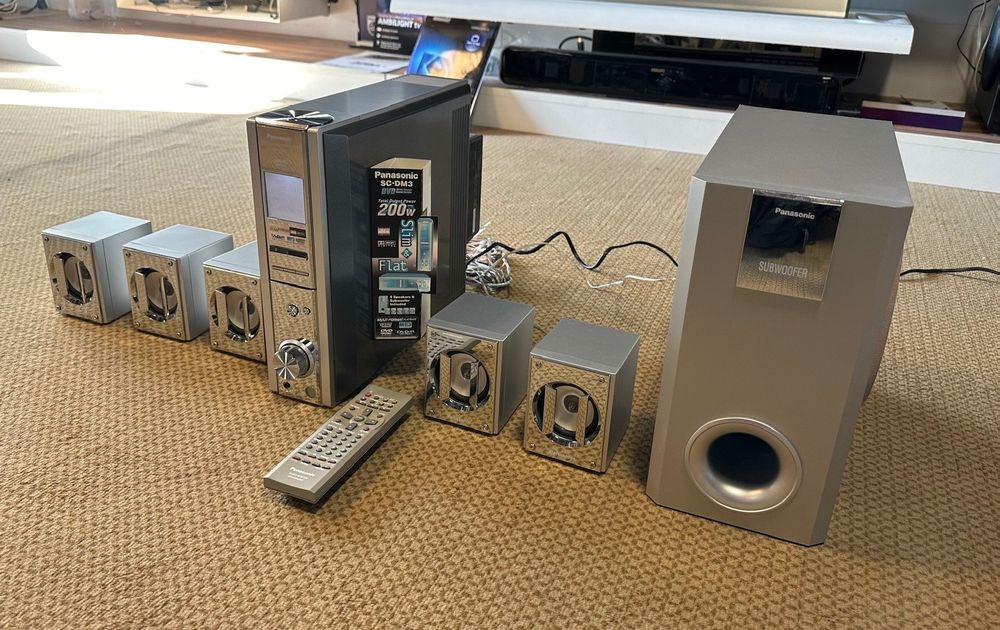 Panasonic DVD Home Theater Sound System, SCDM3 Kaufen auf Ricardo