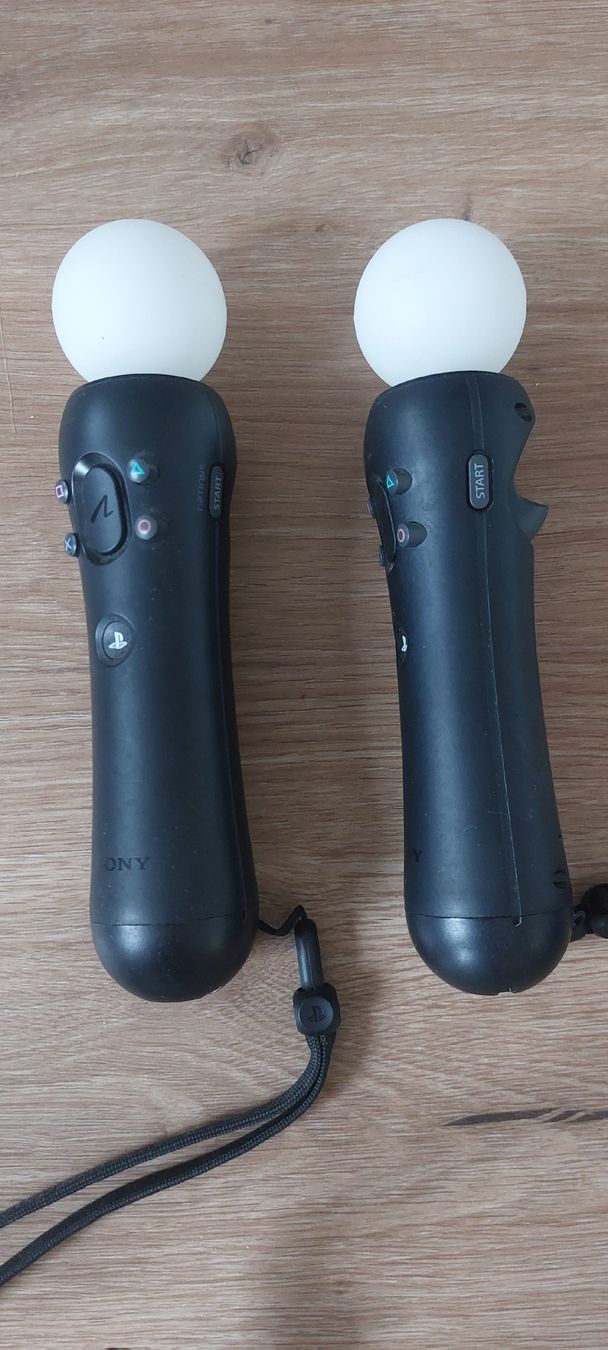 Manettes: PS Move Controller  – D'occasion à Grosshöchstetten par ali_5x2c