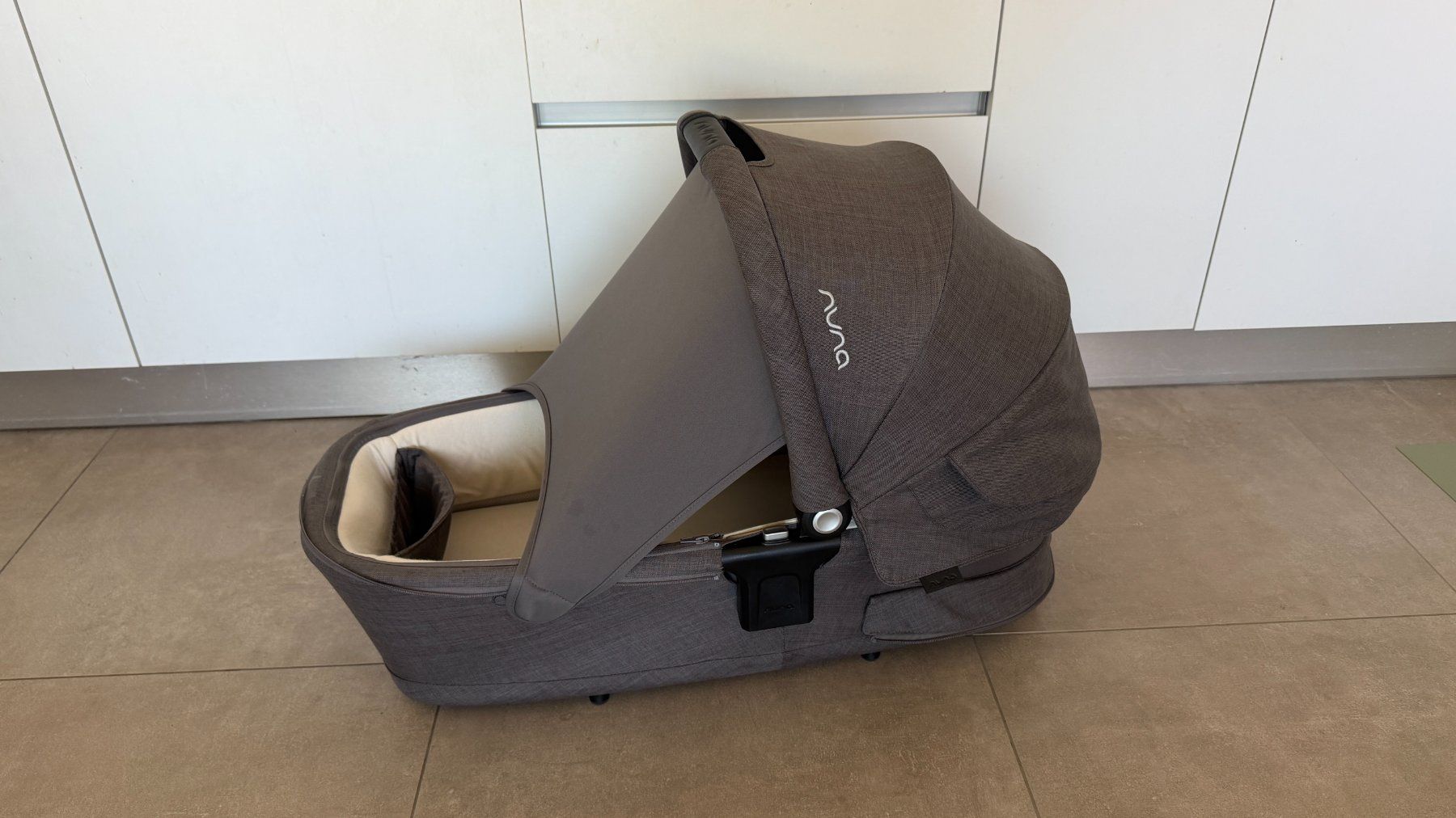 Nuna Culle: LYTL Nuna Carry cot Thunder / grey – Usato da Lugano venduto da _tuttifrutti_ 2