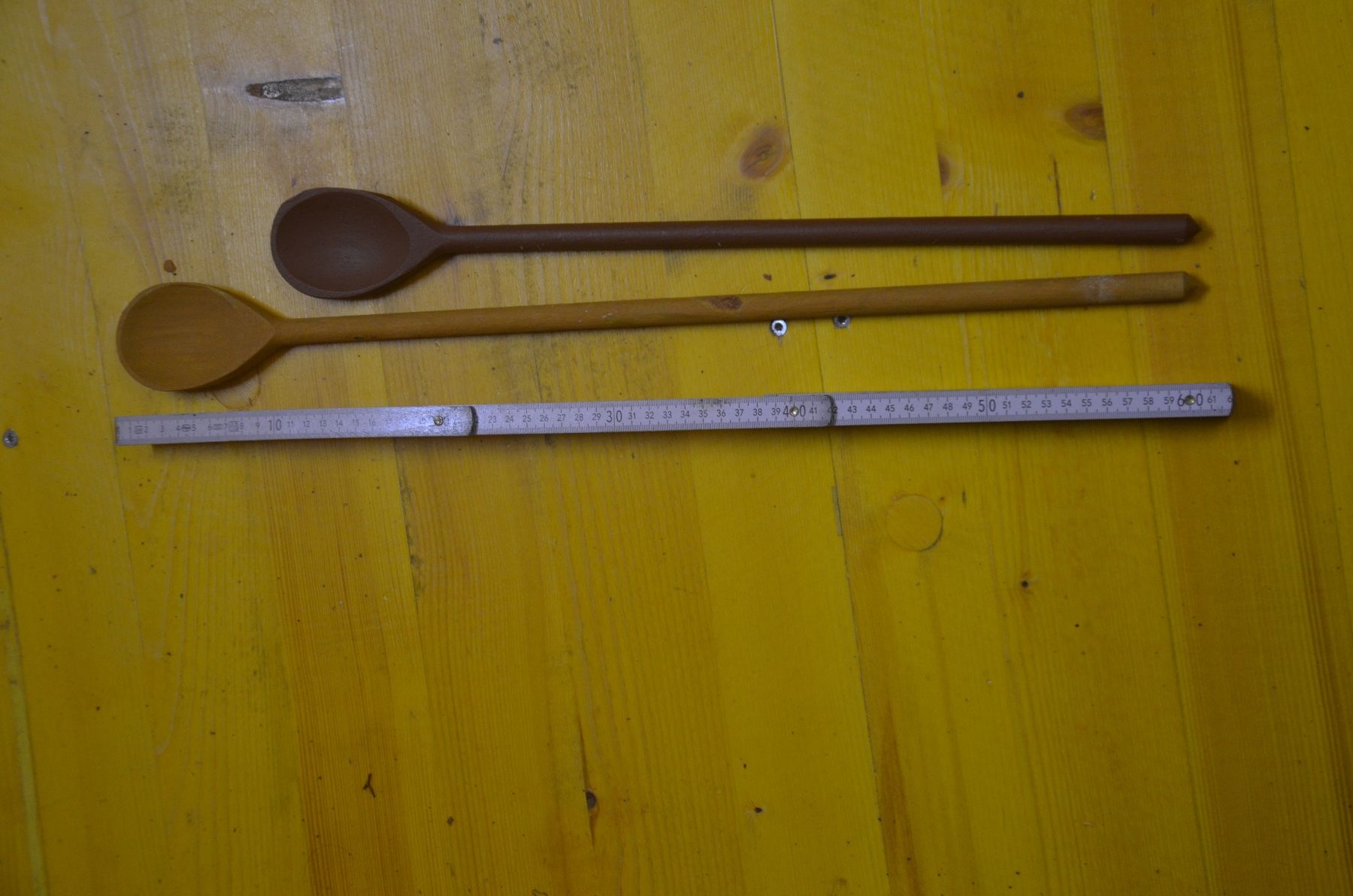 Cucchiai: 2 STUCK HOLZ - 60 CM – Usato da Chiasso venduto da Dolly015 1