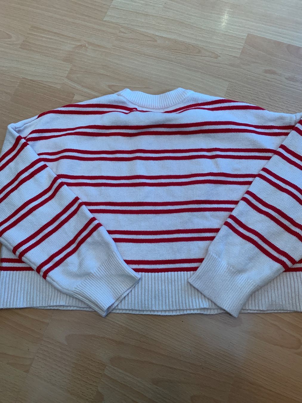 Stradivarius Tops: Joli pull Stradivarius taille xs – Gebraucht aus MEYRIN von Gwendo10 1