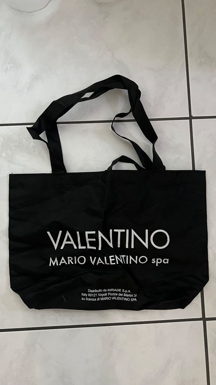 Valentino Taschen: Valentino Unhängetasche – Gebraucht aus Hittnau von Strupi 4