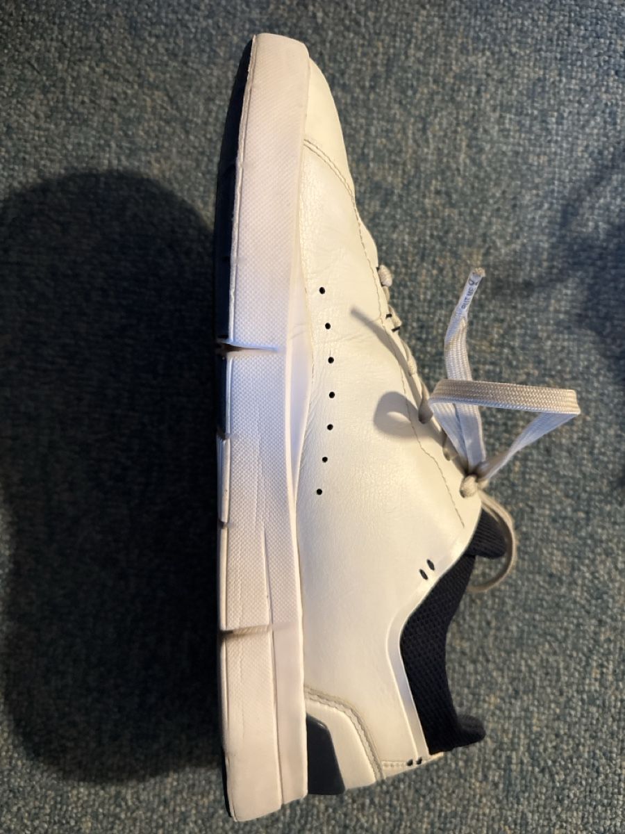 On Scarpe da uomo: The Roger  – Usato da Menziken venduto da xirixs 2