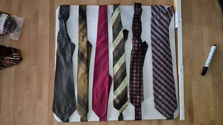 Vintage Herren Krawatten 10 Polyester & Seide
