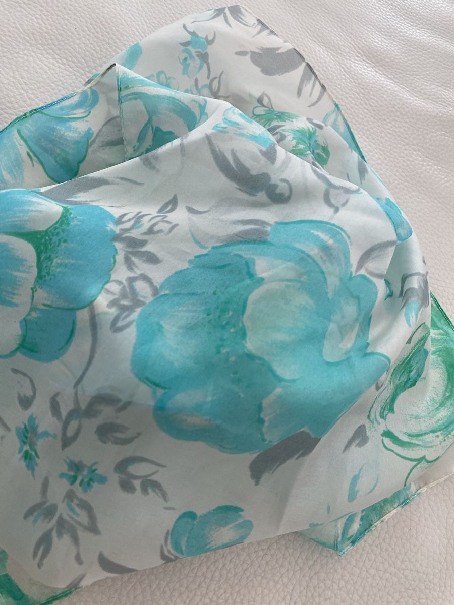 Foulard & Sciarpe: Seiden Schal 🌸 – Usato da Opfikon venduto da Luis144 2