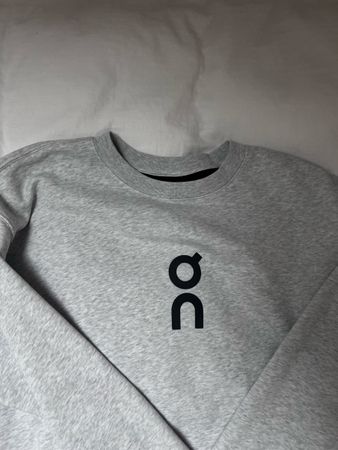 On Laufsweatshirt Grau, Grösse M – wie neu!