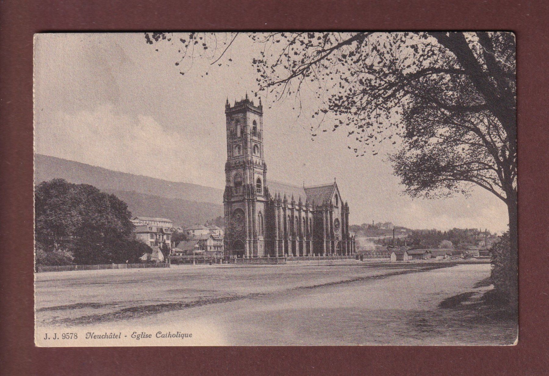 Cartoline postali: NEUCHÂTEL - Eglise Catholique - 1925 – Usato da Pully venduto da nicecards-shop