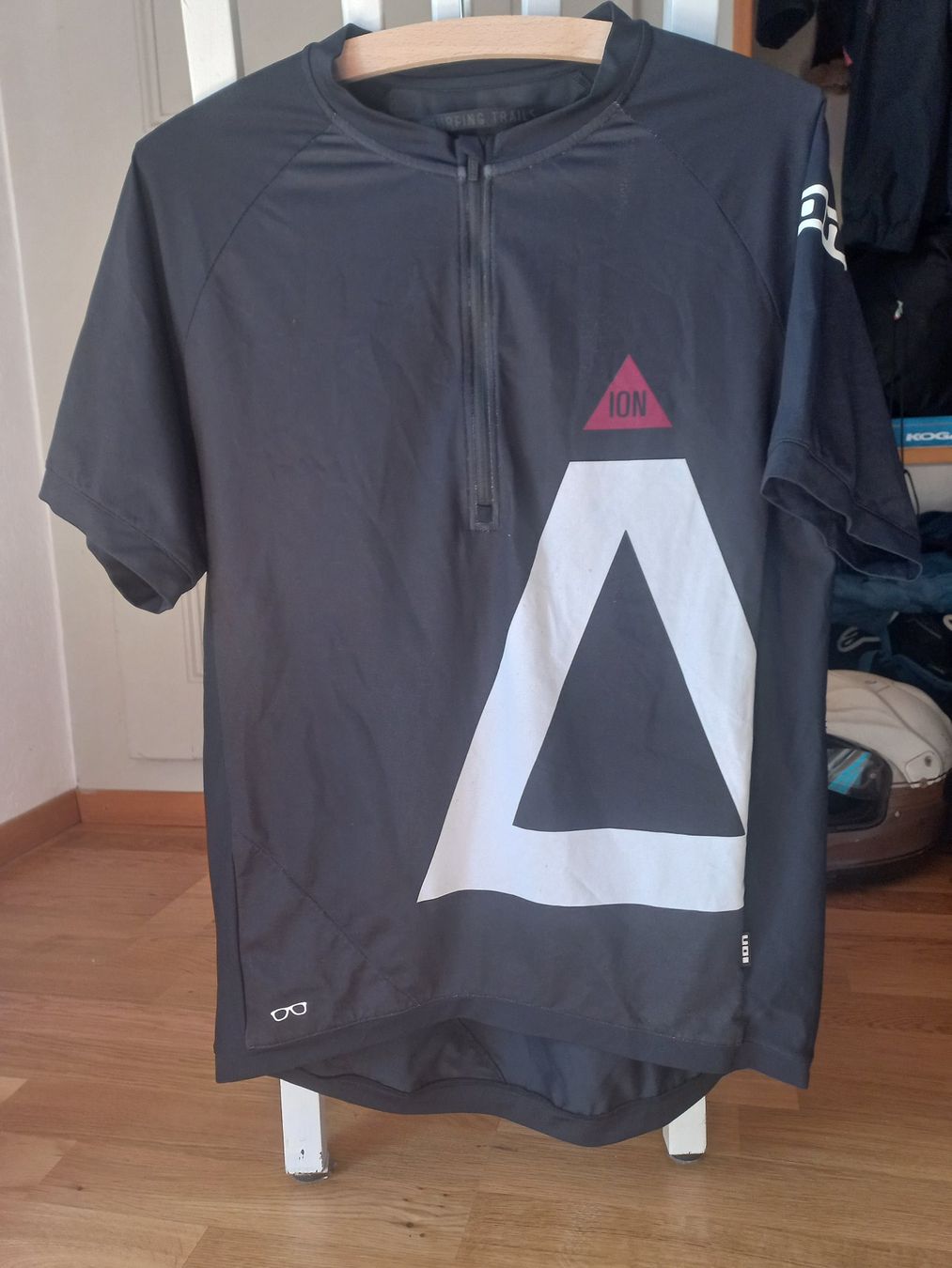 T-shirts: Pull tricot vélo VTT, marque Ion, modèle Traze, taille M – D'occasion à La Tour-de-Peilz par Gilbrtogil