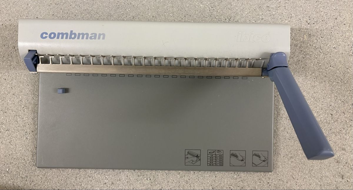 Ibico Macchine rilegatrici: Ibico Combman Bindemaschine ab Fr. 1.-  – Usato da Perlen venduto da AC011114 1