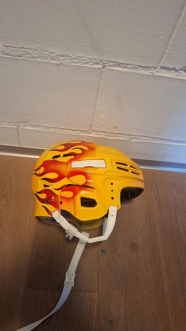 Casques: Topscorer Helm – D'occasion à Alchenflüh par Hady87