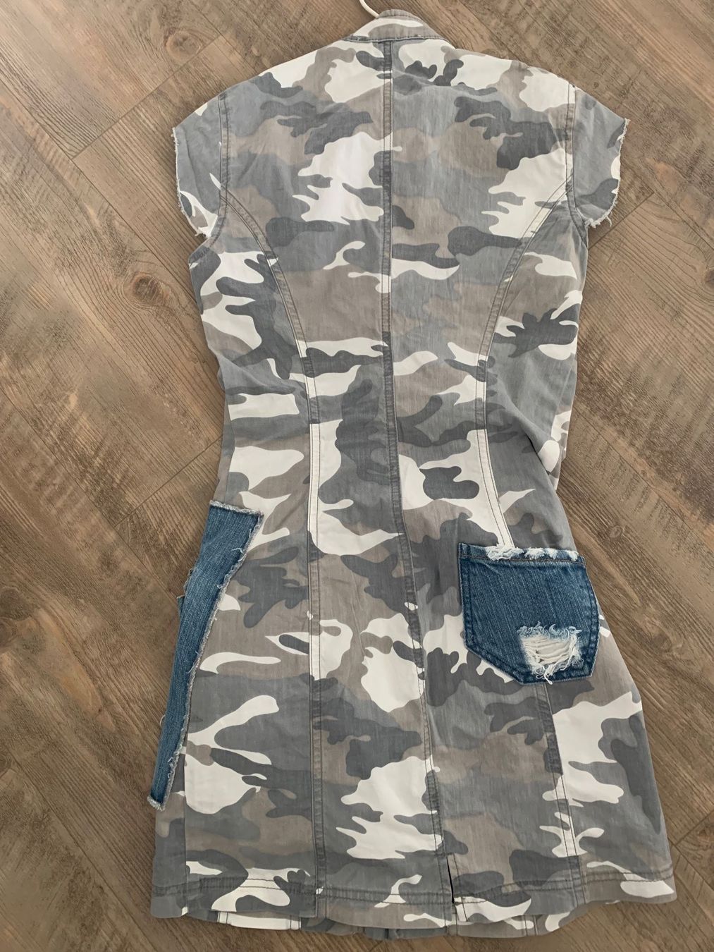 Vestiti: Kleid – Nuovo (secondo la descrizione) da Neuhaus SG venduto da pat_67lp