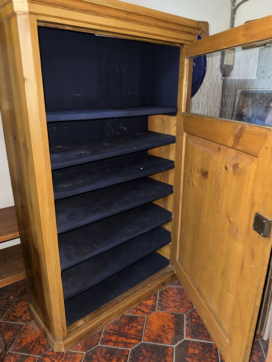 Armoires: Bauernschrank Landhausstil  – D'occasion à Kreuzlingen par Mia26 2