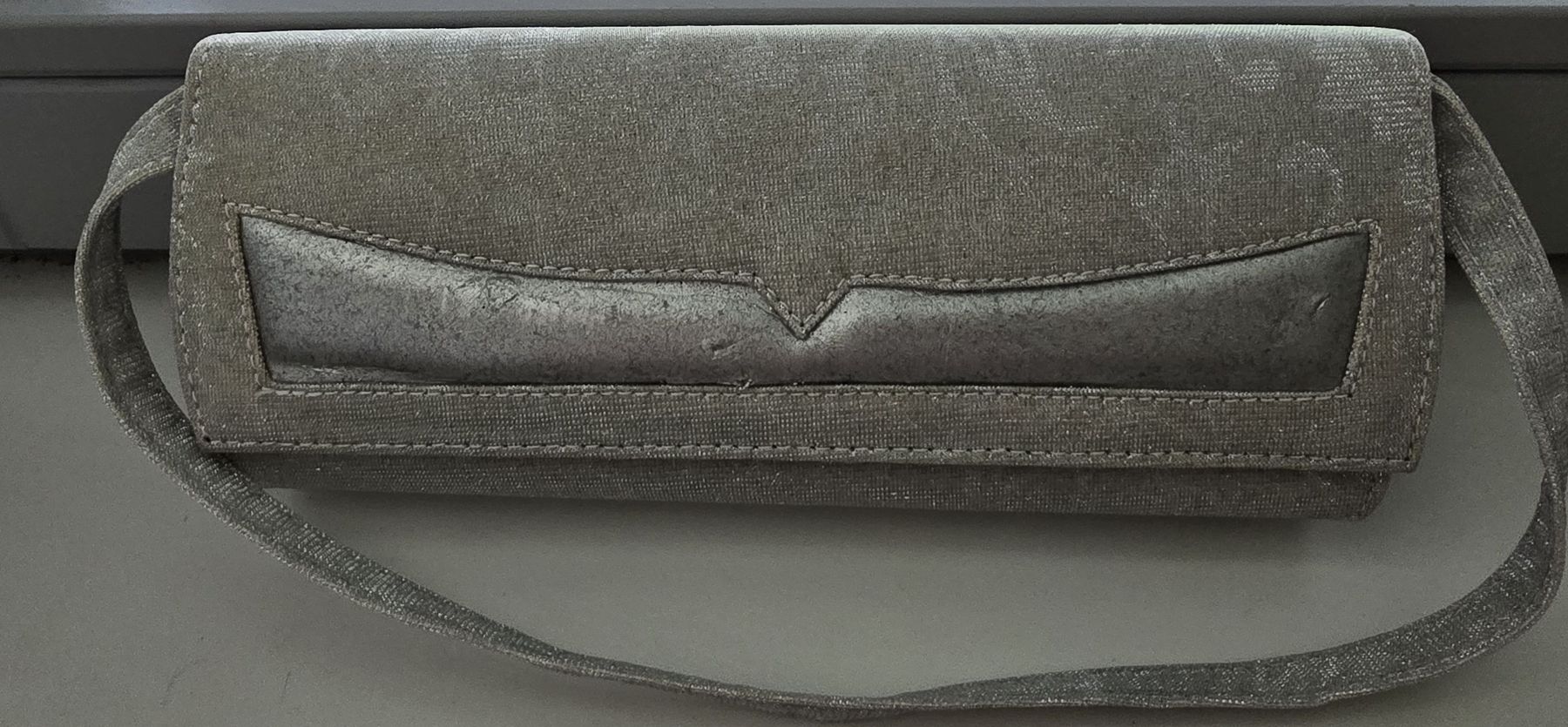 Borse da donna: Chice Abend-Tasche, Silber, Partytasche  – Usato da Zug venduto da matomic85