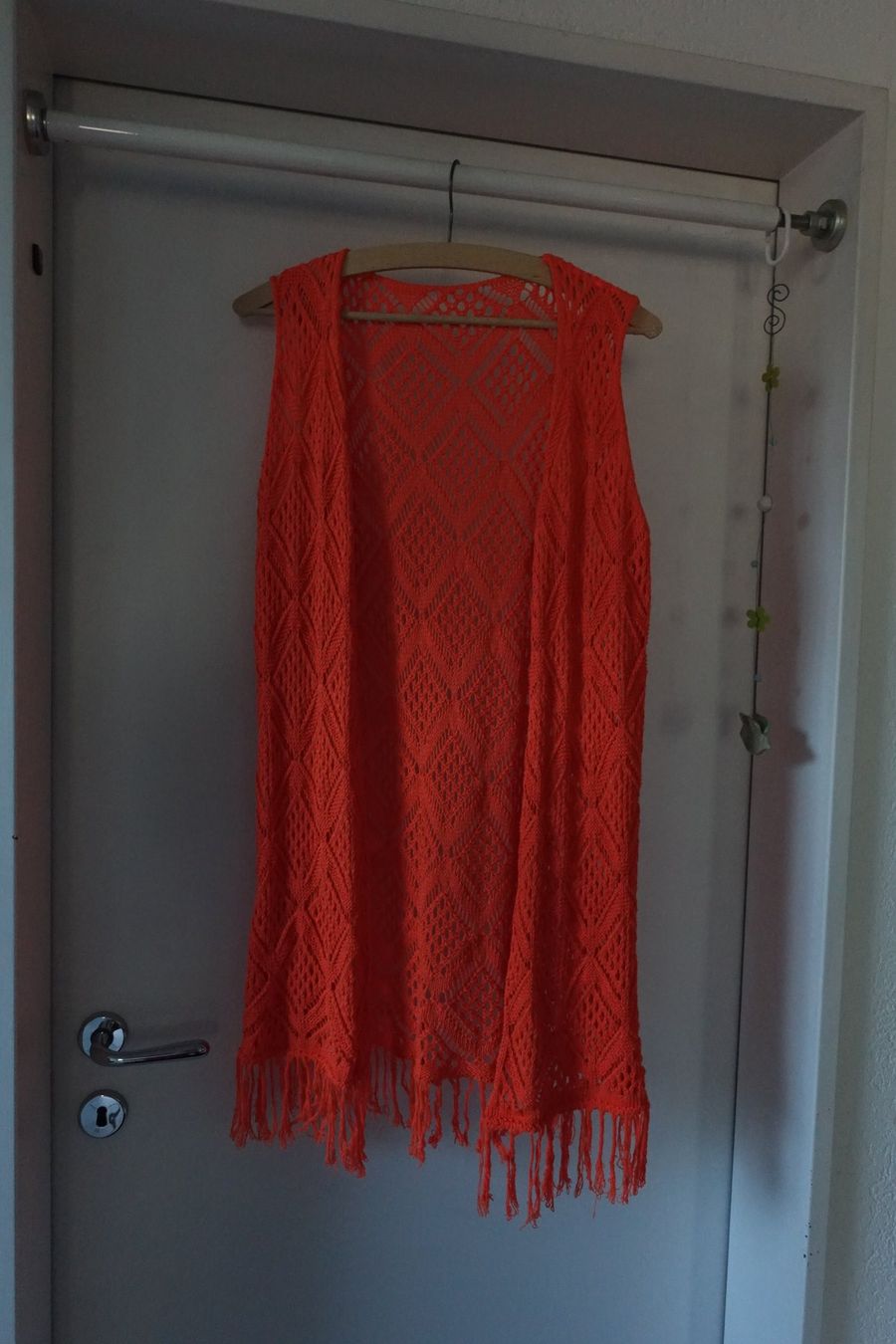 Gilet & Giacche senza maniche: Offenes Gilet, Romben-Strickmuster/Fransen, ca. Gr. 36/38 – Nuovo (secondo la descrizione) da Trimbach venduto da bergmann67