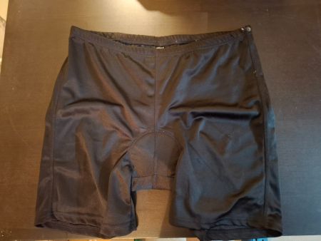 Radhose schwarz Grösse XL guter Zustand