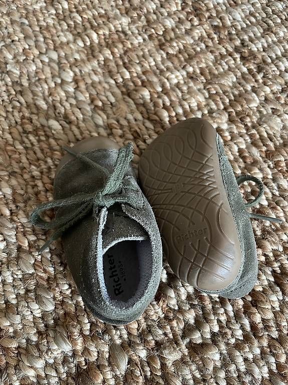 Schuhe für Jungen: Halbschuhe Gr. 18 – Gebraucht aus Luzern von bse_11x 1