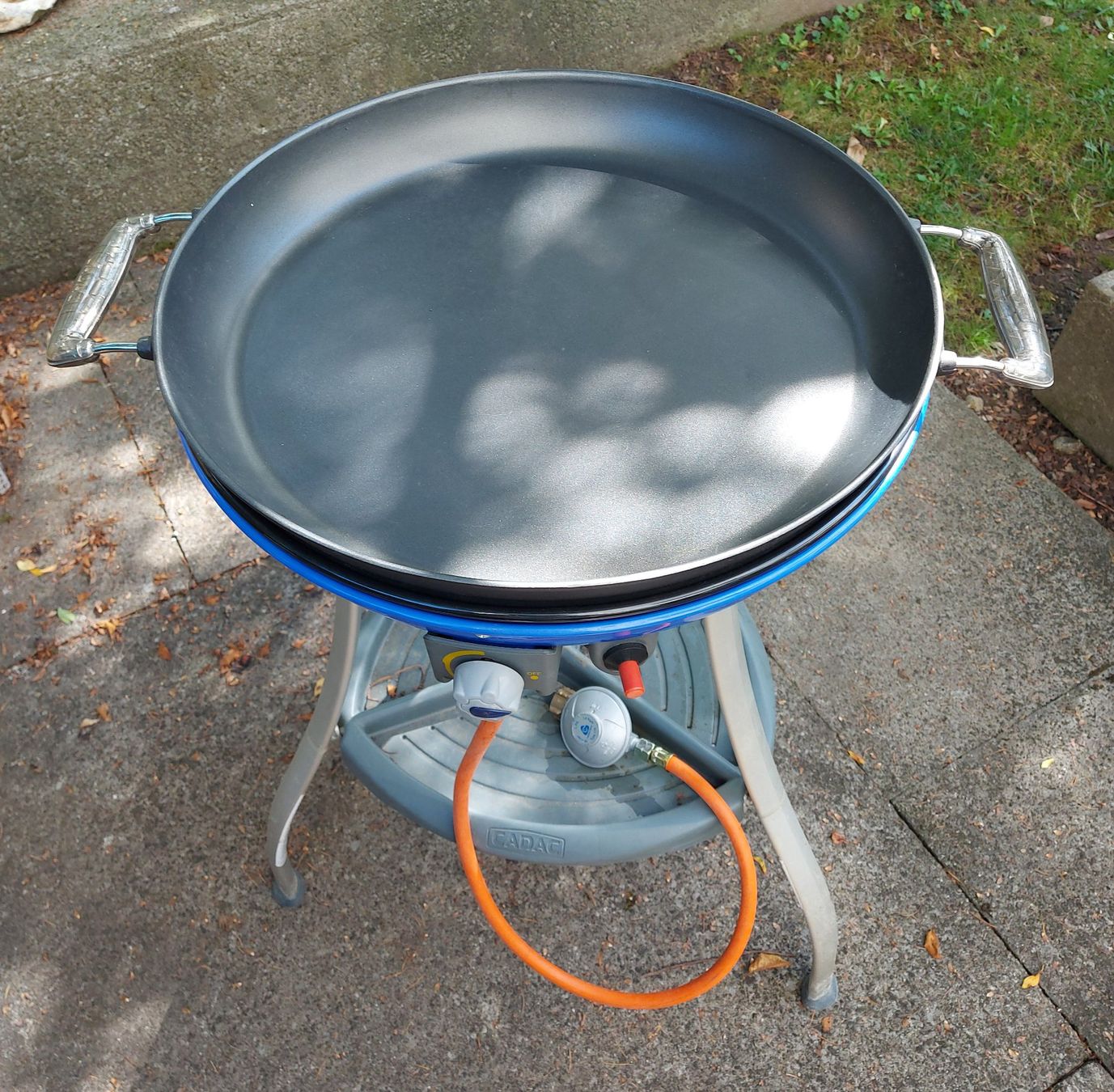 Cadac Grills: Cadac Carri Chef Grill, Camping – Gebraucht aus Wallisellen von  8
