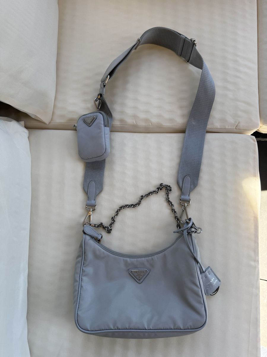 Prada Taschen für Damen: Prada Re-Edition 2005 Bag – Neu (gemäss Beschreibung) aus Uster von bibiz5 1