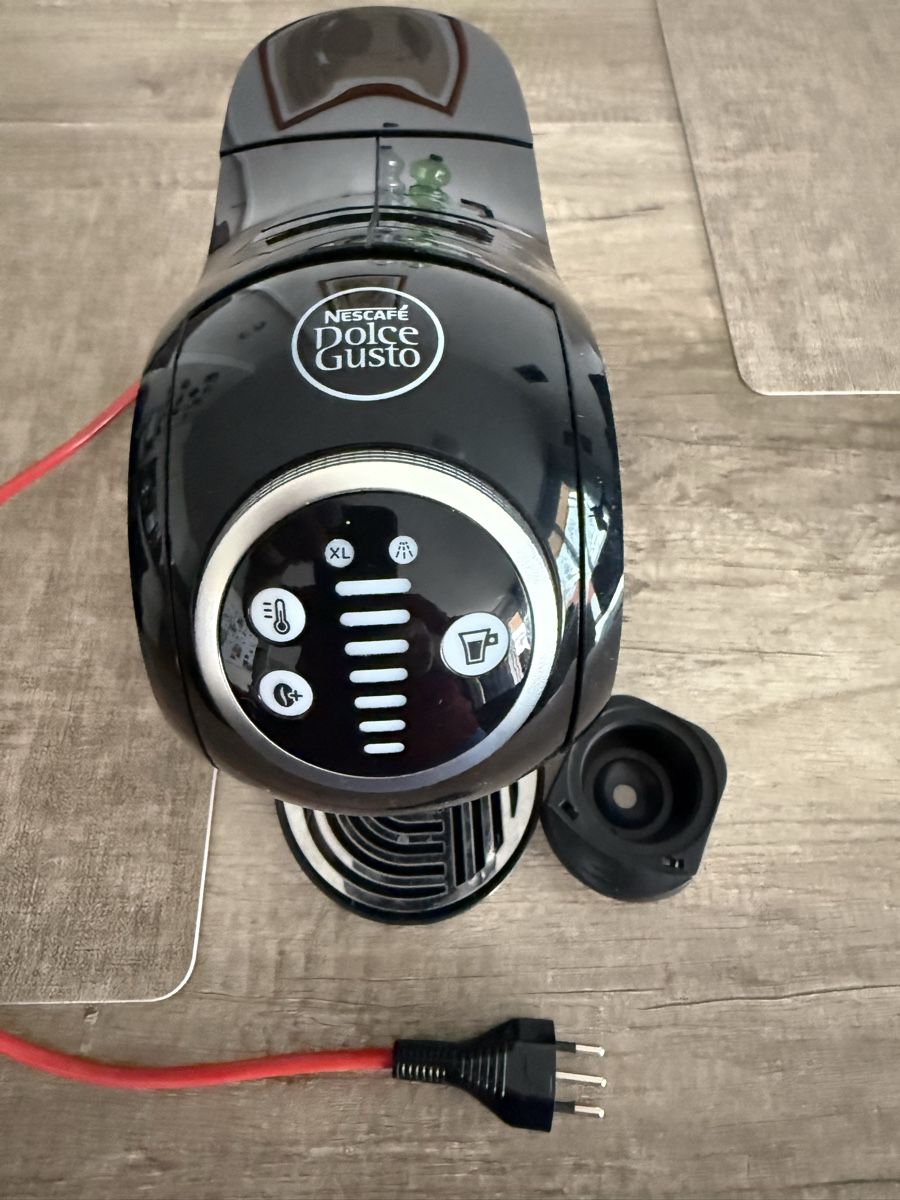 Nescafé Kaffeemaschinen & Espressomaschinen: Kaffeemaschine Dolce Gusto – Gebraucht aus Matzendorf von scbern08