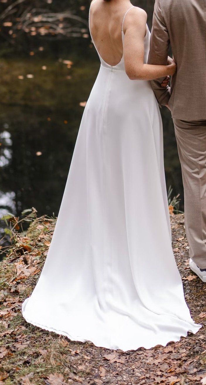 Vestiti: Secondhand Brautkleid Bianco Evento "Adelina", Grösse 36-38 – Usato da Brunnen venduto da Herzig-Brautmode 3