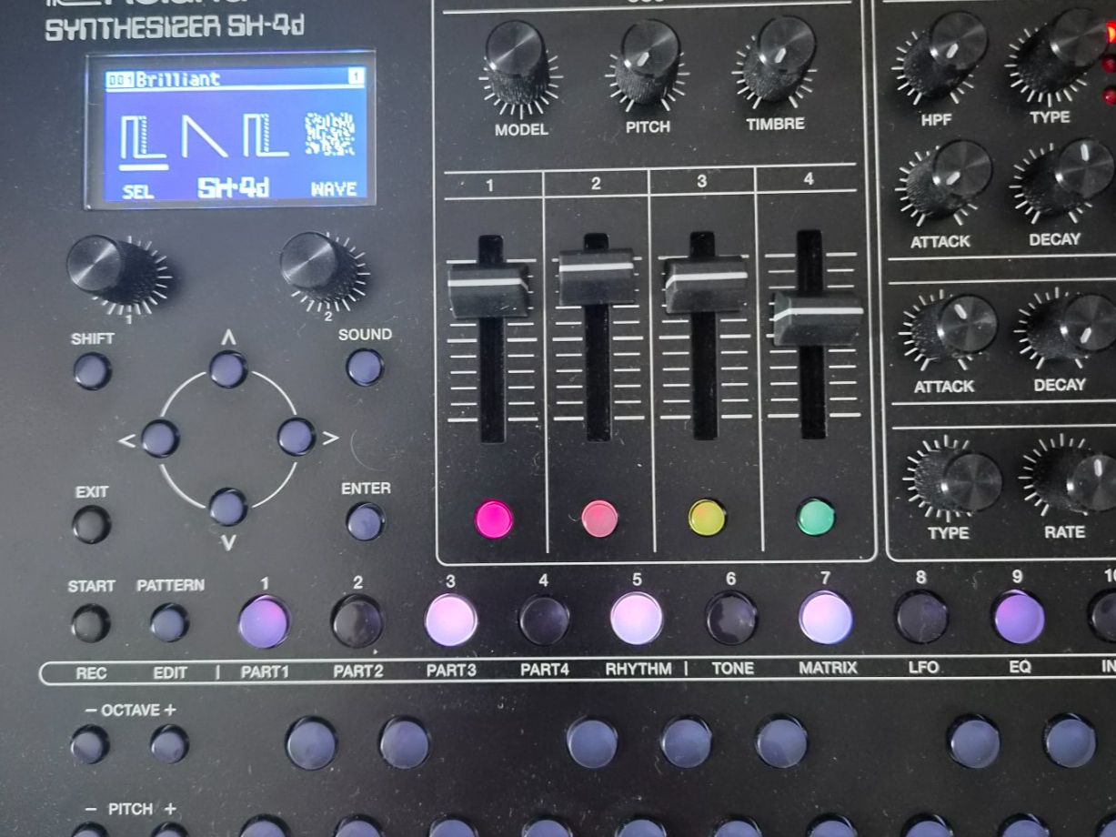 Roland Musikinstrumente: ROLAND SH-4d :Drummachine,Sequenzer & Synthesizer in einem!! – Gebraucht aus Zuerich von KEYSTORE 3