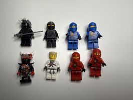 LEGO Ninjago Figuren Set 8 Stk Konvolut guter Zustand