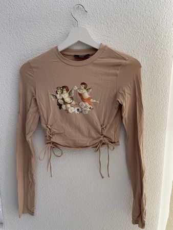 Bershka Oberteil, geschnürt mit Engel Print