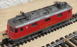 Arnold 2419 Re 4/4 Lok "Südostbahn"