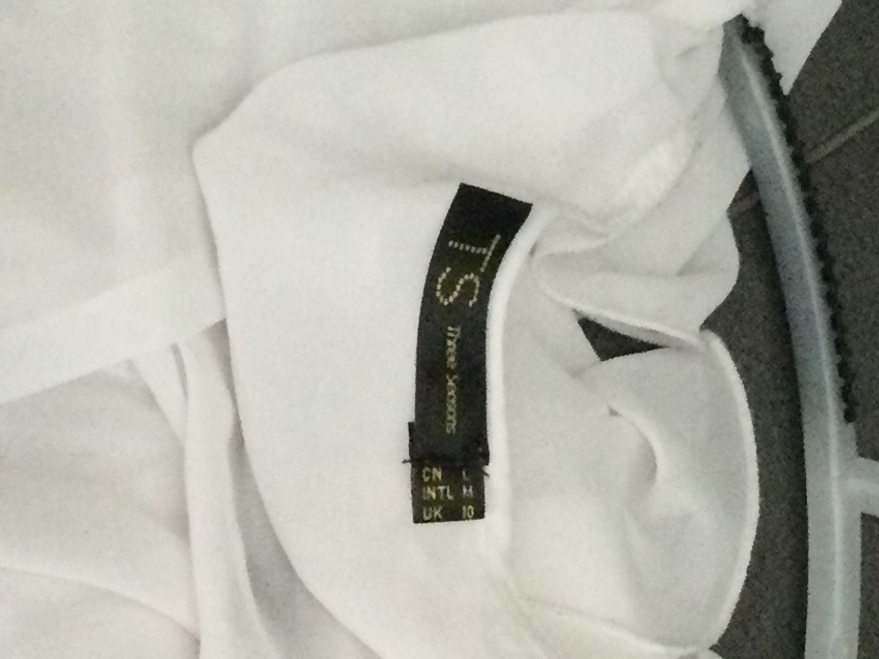 Blusen: Bluse mit Fledermausärmeln, Grösse M – Gebraucht aus Matten b. Interl von MrMrsUSA 1