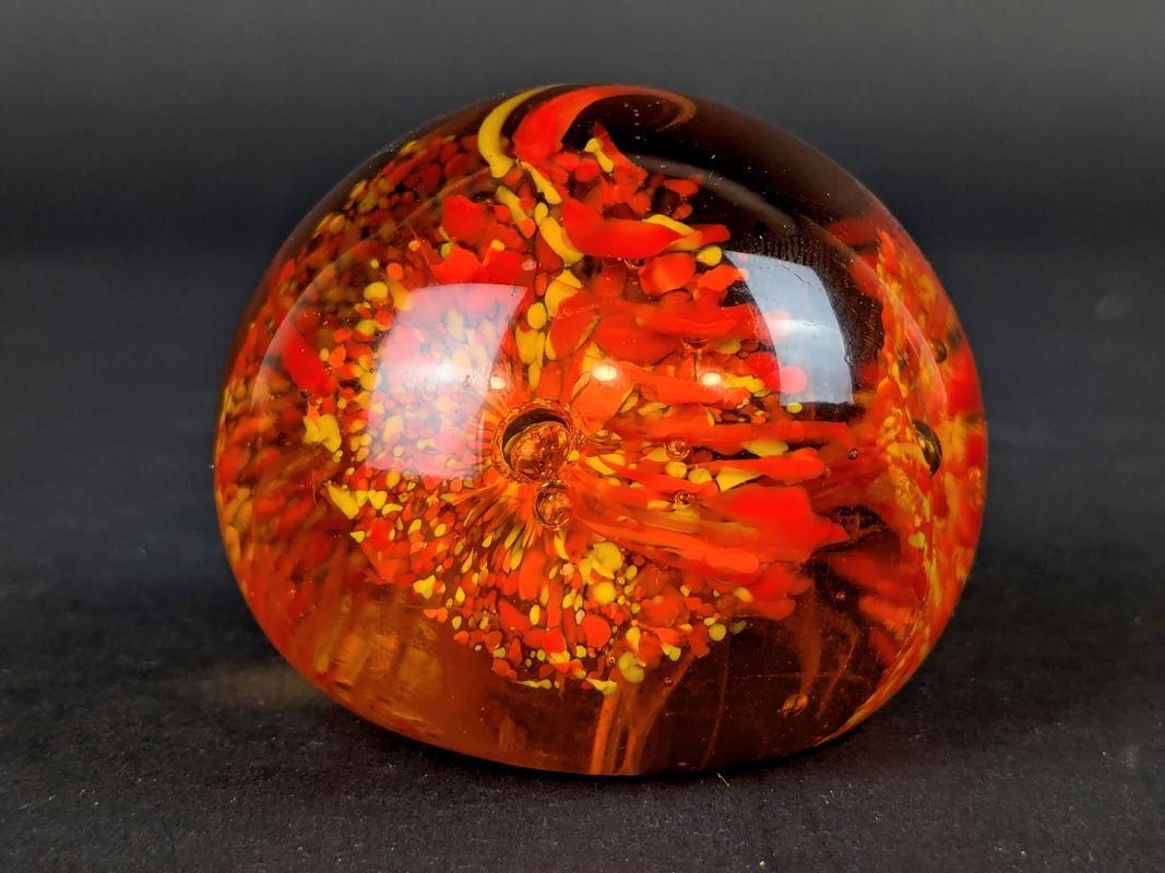 Tutte le decorazioni: GLAS-Briefbeschwerer Kugel – Usato da Thun venduto da Restwert_Thun